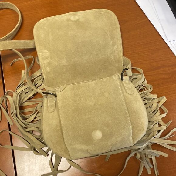 New!!! The perfext suede fringe shoulder bag - Picture 7 of 11